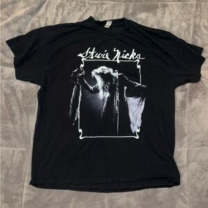 Stevie Nicks Tour 2023 XL Limited Edition Black Gildan Women's T-Shirt NWOT